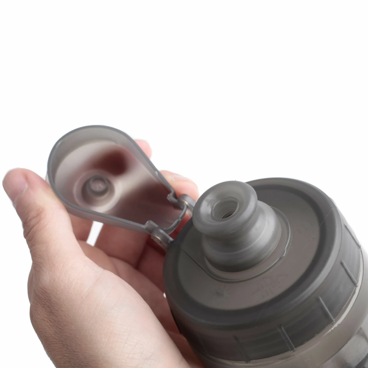 Fidlock TWIST Single Bottle 590 Transparent Black 7 Fidlock TWIST Single Bottle 590 Transparent Black – Bild 5