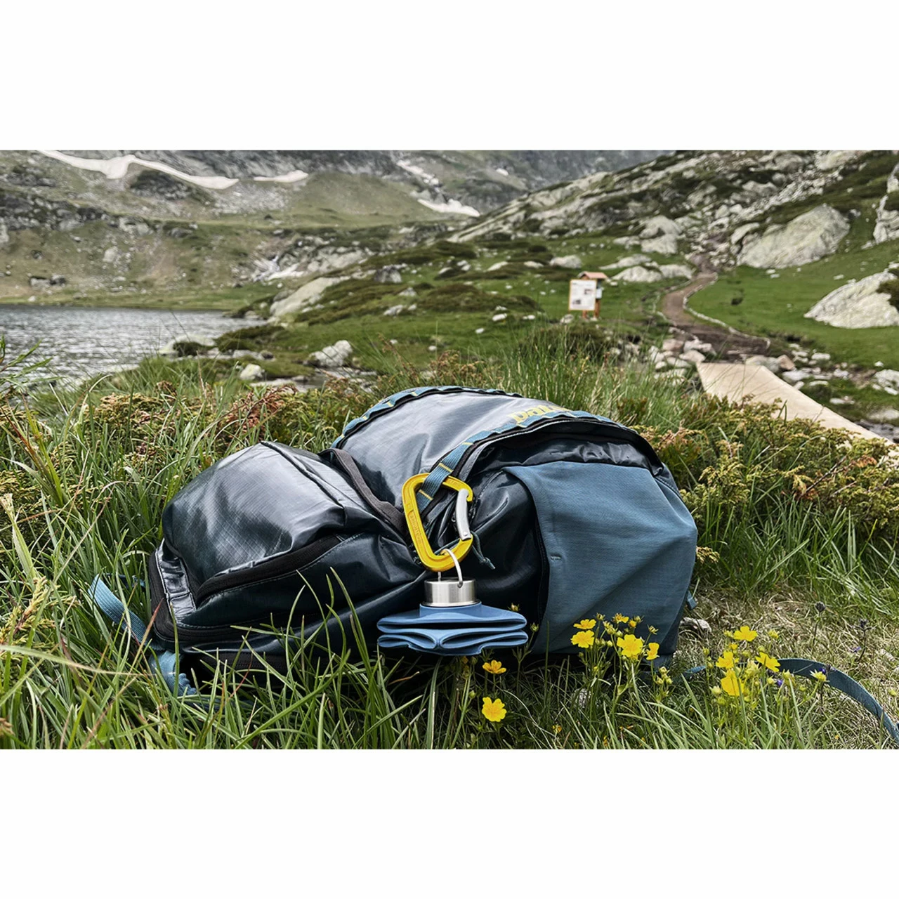 DiFOLD Origami Bottle - Faltbare Trinkflasche 750 Ml - Sleek Blue (Blau) 7 DiFOLD Origami Bottle - Faltbare Trinkflasche 750 Ml - Sleek Blue (Blau) – Bild 5